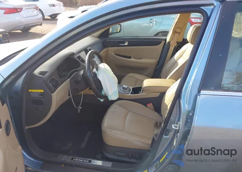 2009 Hyundai Genesis 4.6 from USA, damaged, VIN KMHGC46F89U062515